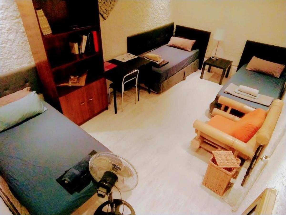 Parsa H Habitación en casa particular